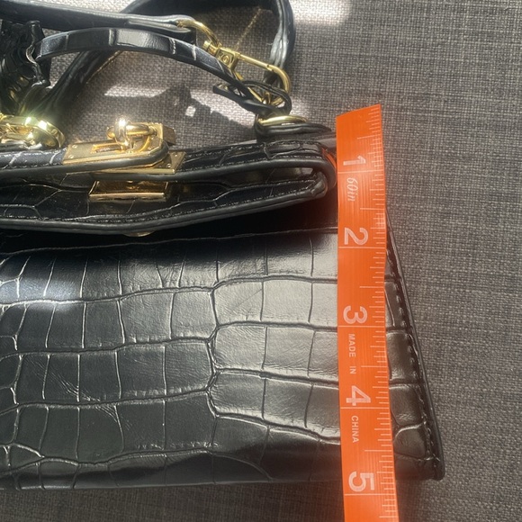 Princess Polly Peta and Jain Crocodile print black crossbody with gold hardware - Picture 9 of 16